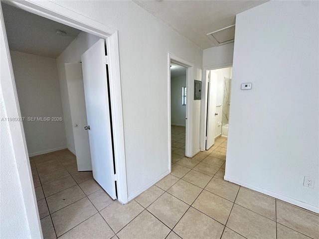 148 NW 14th Way 2, Dania Beach, FL 33004