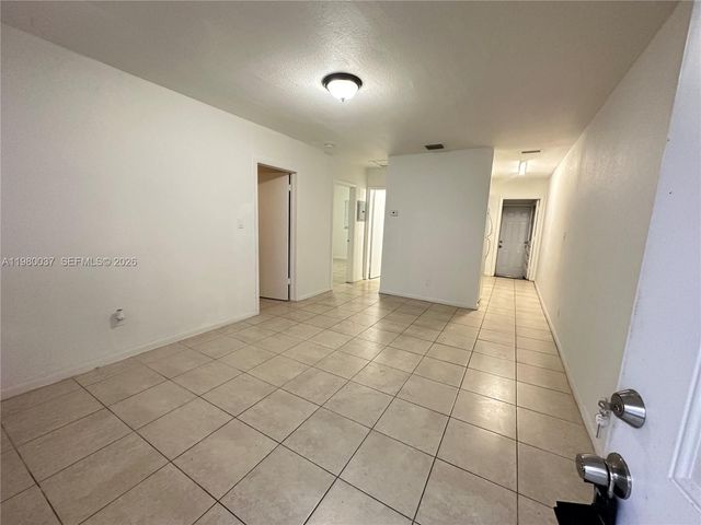 148 NW 14th Way 2, Dania Beach, FL 33004