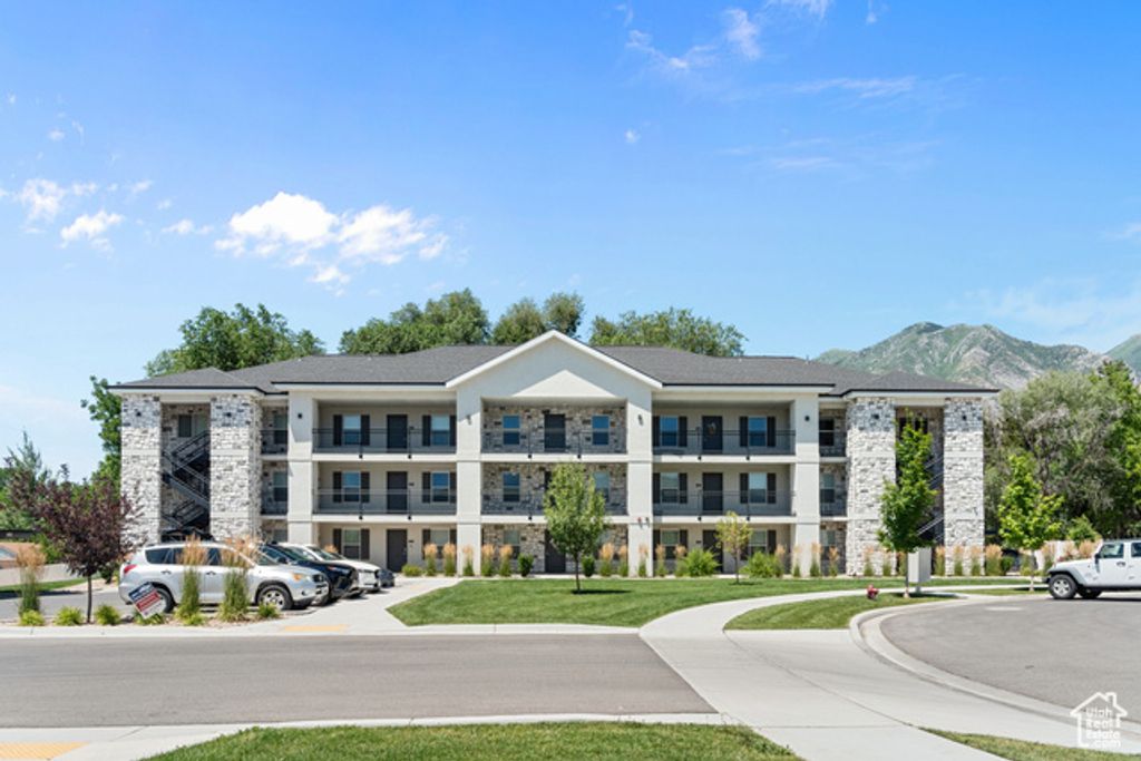 490 S 100 W #F305, Springville, UT 84663