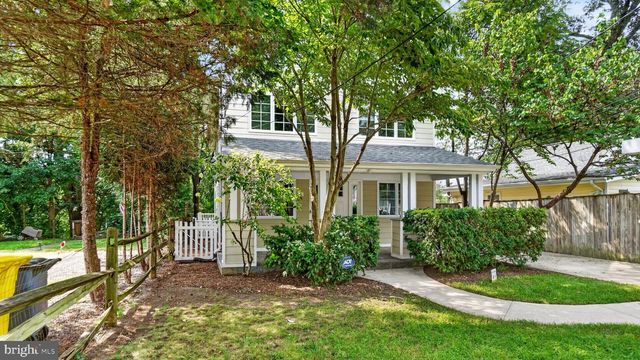 7732 W SHORE RD, Pasadena, MD 21122