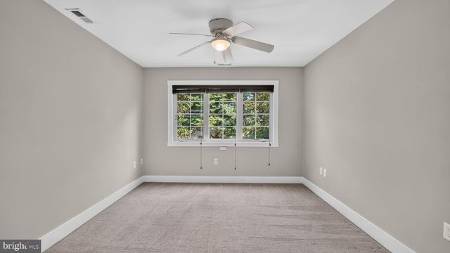 7732 W SHORE RD, Pasadena, MD 21122
