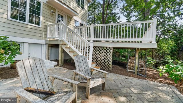 7732 W SHORE RD, Pasadena, MD 21122
