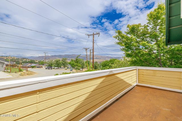 22812 Retreat Place, Tehachapi, CA 93561