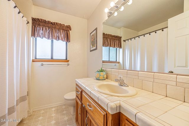 22812 Retreat Place, Tehachapi, CA 93561