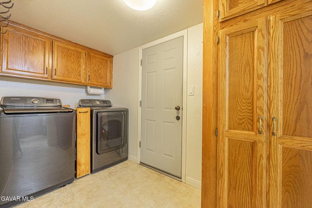 22812 Retreat Place, Tehachapi, CA 93561