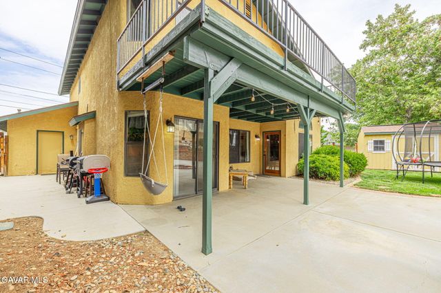 22812 Retreat Place, Tehachapi, CA 93561
