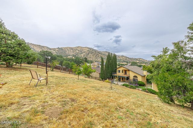 22812 Retreat Place, Tehachapi, CA 93561