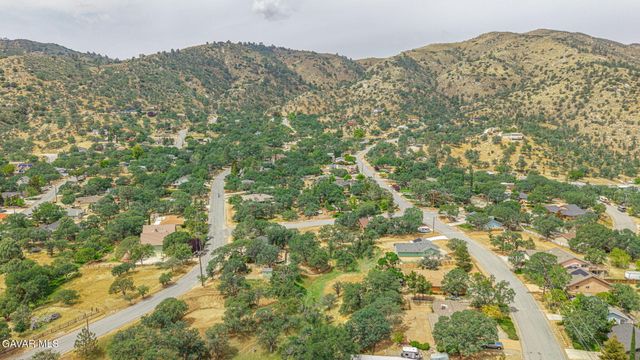 22812 Retreat Place, Tehachapi, CA 93561
