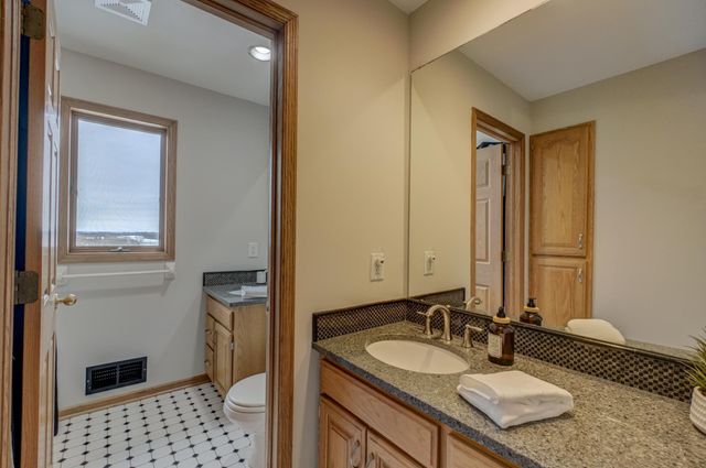 12633 50th Street S, Afton, MN 55001