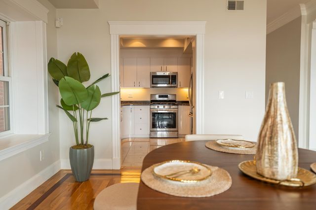 195 Webster St 4, Boston, MA 02128