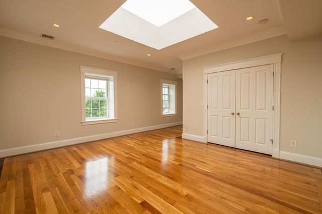 195 Webster St 4, Boston, MA 02128