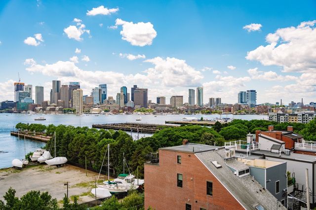195 Webster St 4, Boston, MA 02128