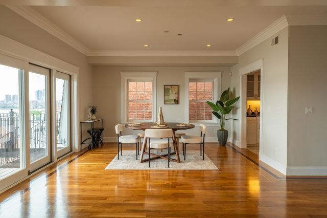 195 Webster St 4, Boston, MA 02128