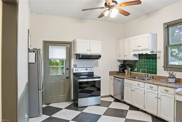 331 54th ST, Newport News, VA 23607