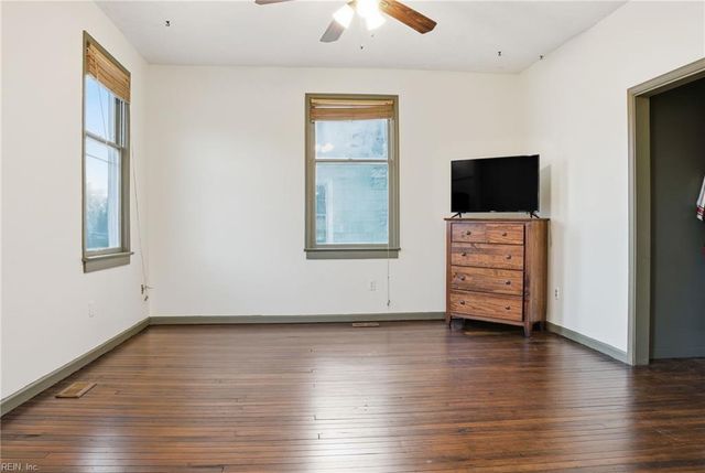 331 54th ST, Newport News, VA 23607