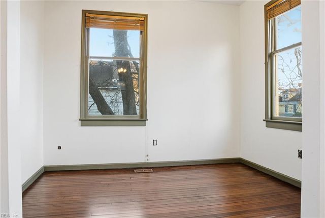 331 54th ST, Newport News, VA 23607