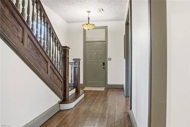 331 54th ST, Newport News, VA 23607