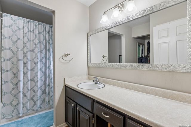 106 Lehmann St, Boerne, TX 78006