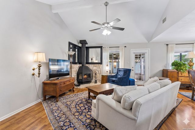 106 Lehmann St, Boerne, TX 78006