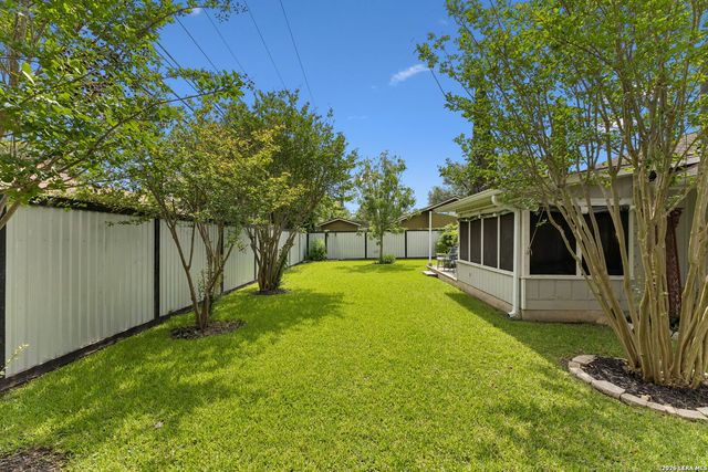 106 Lehmann St, Boerne, TX 78006
