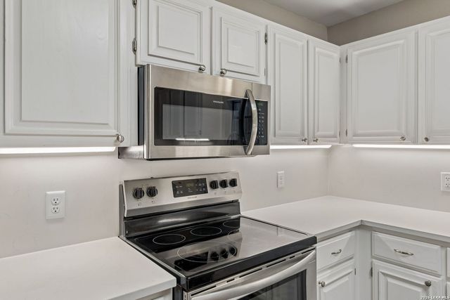 106 Lehmann St, Boerne, TX 78006