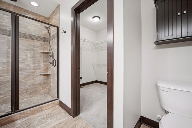 5022 NE Seneca Drive, Ankeny, IA 50021