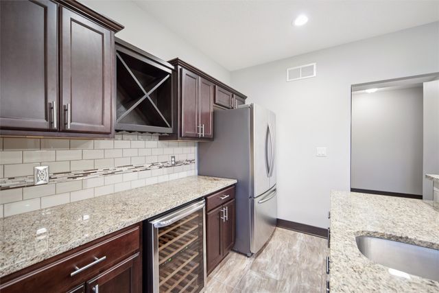 5022 NE Seneca Drive, Ankeny, IA 50021