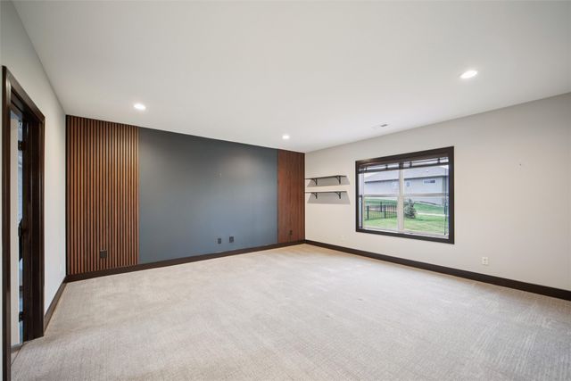 5022 NE Seneca Drive, Ankeny, IA 50021