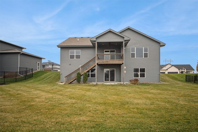 5022 NE Seneca Drive, Ankeny, IA 50021