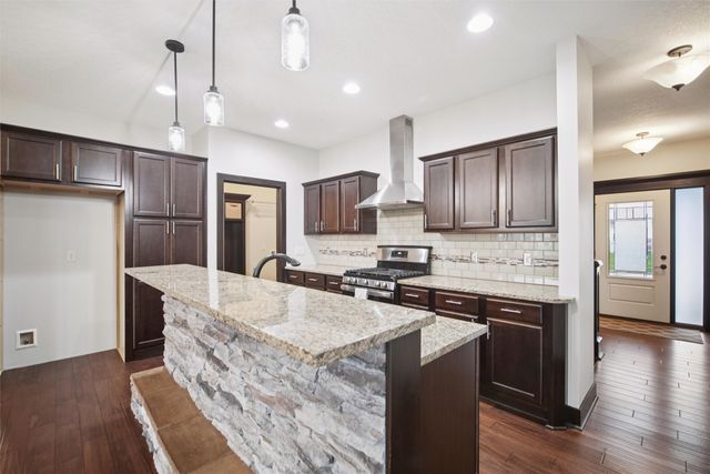 5022 NE Seneca Drive, Ankeny, IA 50021