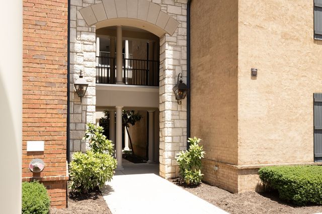 311 Seven Springs Way Ste 103, Brentwood, TN 37027