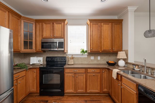 311 Seven Springs Way Ste 103, Brentwood, TN 37027
