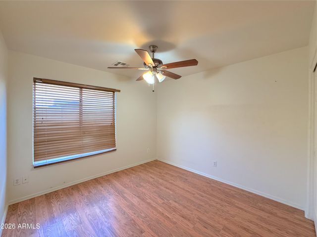 8621 E OLLA Avenue, Mesa, AZ 85212