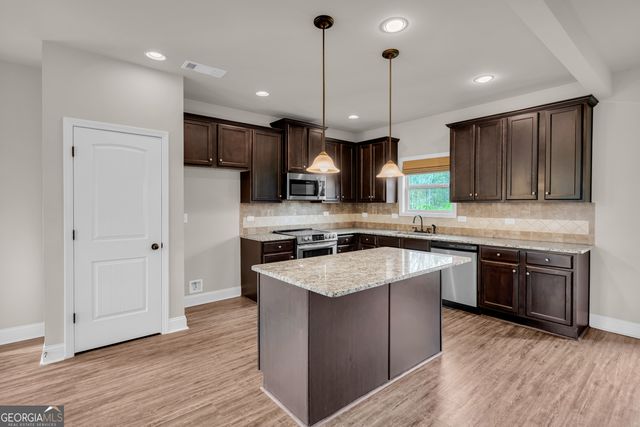 9003 Holder Road, Locust Grove, GA 30248