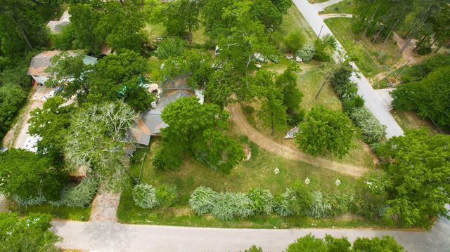 1802 Pinewoods Way, Spring, TX 77386