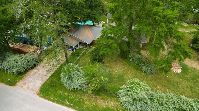 1802 Pinewoods Way, Spring, TX 77386