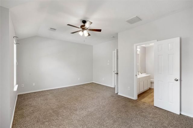 38 N Walden Elms S, The Woodlands, TX 77382