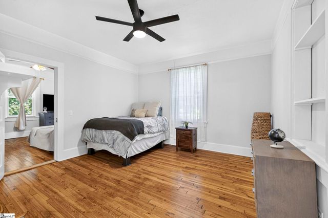 105 Mellon Street, Slater, SC 29683