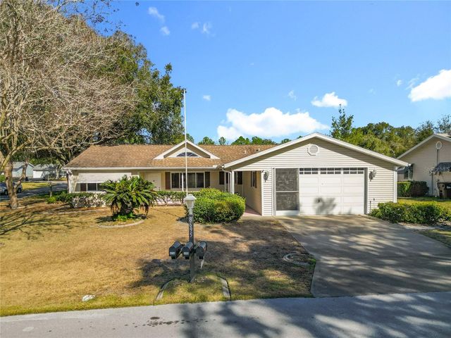 8695 SW 116TH STREET ROAD, Ocala, FL 34481