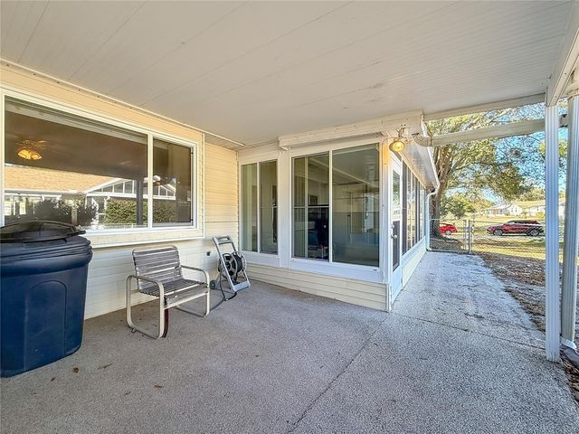 8695 SW 116TH STREET ROAD, Ocala, FL 34481