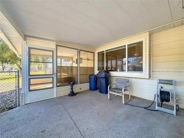 8695 SW 116TH STREET ROAD, Ocala, FL 34481