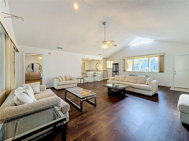 8695 SW 116TH STREET ROAD, Ocala, FL 34481