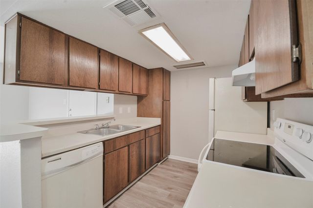 12905 Woodforest Boulevard 607, Houston, TX 77015