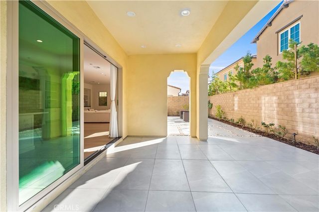 66 Poncho, Irvine, CA 92602