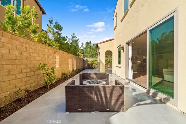 66 Poncho, Irvine, CA 92602