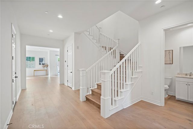 66 Poncho, Irvine, CA 92602