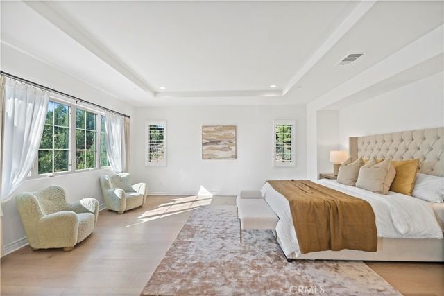 66 Poncho, Irvine, CA 92602