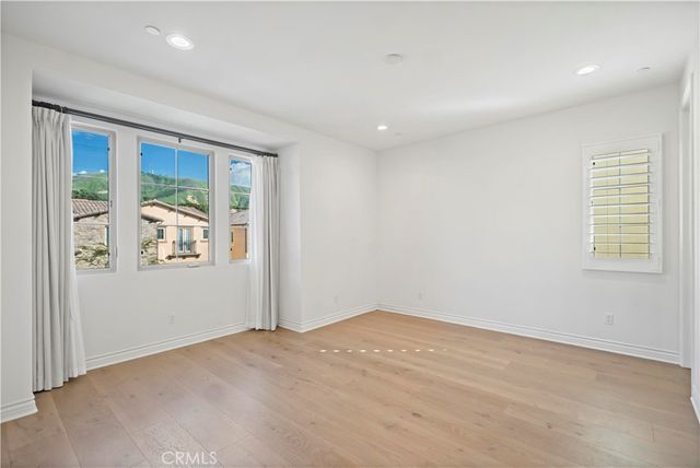 66 Poncho, Irvine, CA 92602