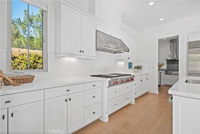 66 Poncho, Irvine, CA 92602