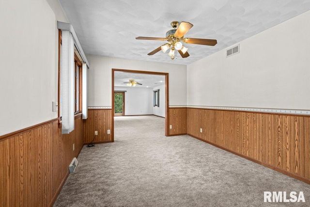 4306 16TH Avenue, Moline, IL 61265